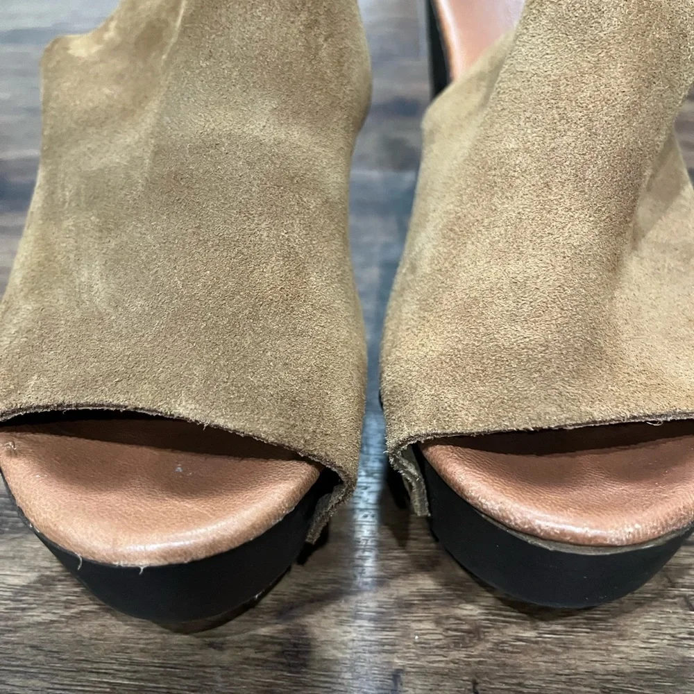 Mila Paoli Brown Suede Platform‎ Sandal Sz. 39